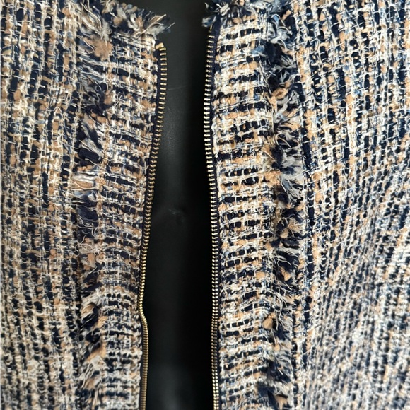 Elegant Women's Tweed Blazer - Black and White - Picture 2 of 7